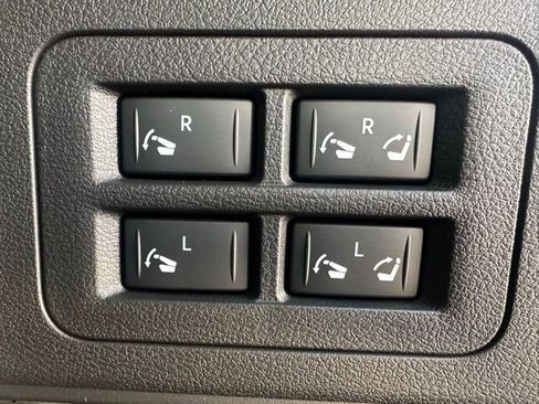 New 2026 Nissan Armada PRO-4X image 32