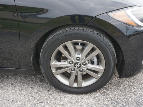 Used 2018 Hyundai Elantra SEL image 6