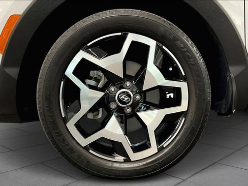 Used 2023 Hyundai Santa Cruz Limited w/ Winter Package image 10