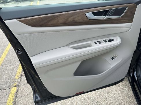 New 2025 Volkswagen Atlas SE AWD/4WD image 11