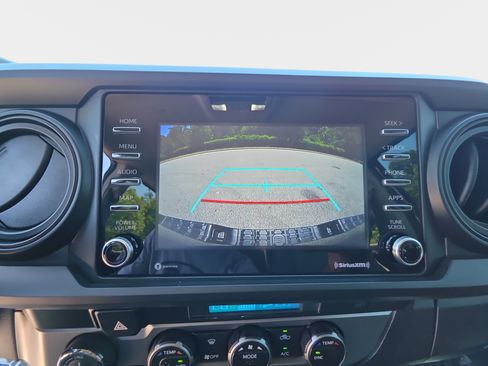 Used 2023 Toyota Tacoma SR AWD/4WD image 23