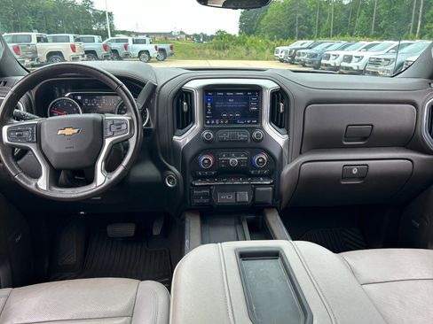 Used 2021 Chevrolet Silverado 1500 LTZ w/ Technology Package AWD/4WD image 21