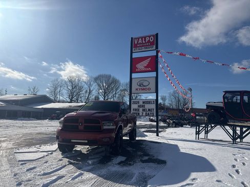 Used 2011 RAM 1500 Sport w/ Remote Start & Security Group image 4