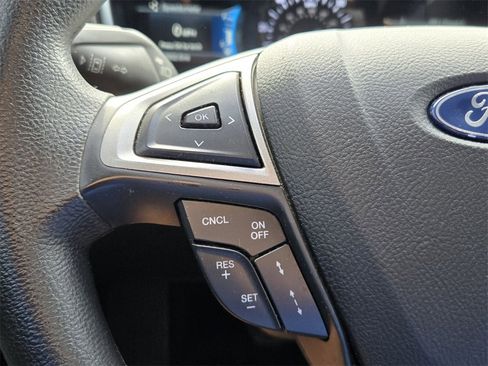 Used 2020 Ford Fusion SE image 24