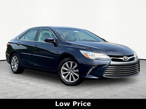 Used 2016 Toyota Camry XLE w/ Protection Package (Q2) FWD image 3