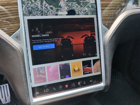 Used 2016 Tesla Model X Performance AWD/4WD image 17