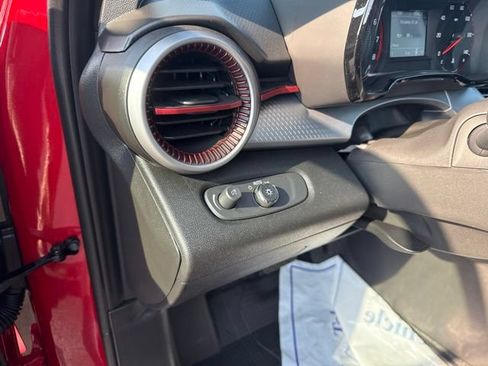 New 2026 Chevrolet Trax RS w/ Sunroof Package FWD image 17