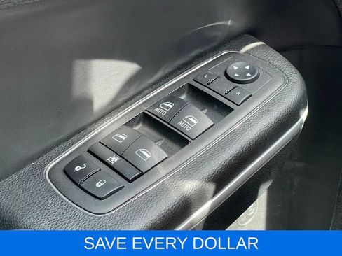 Used 2023 Chrysler 300 Touring L RWD image 17