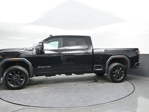 Used 2025 GMC Sierra 2500 AT4 AWD/4WD image 6