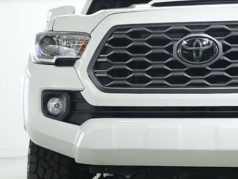 Certified 2023 Toyota Tacoma TRD Sport image 6