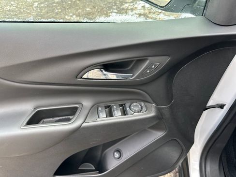 Certified 2023 Chevrolet Equinox LT image 11