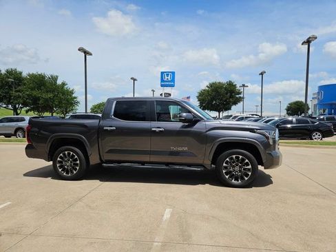 Used 2024 Toyota Tundra Limited AWD/4WD image 4