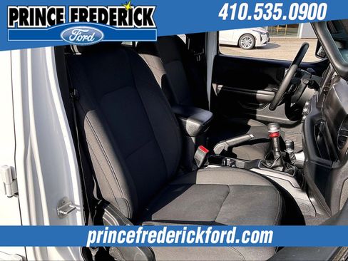 Used 2018 Jeep Wrangler Unlimited Sport S image 7