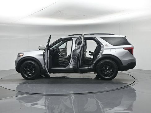 Certified 2023 Ford Explorer Timberline w/ Timberline Technology Package AWD/4WD image 40