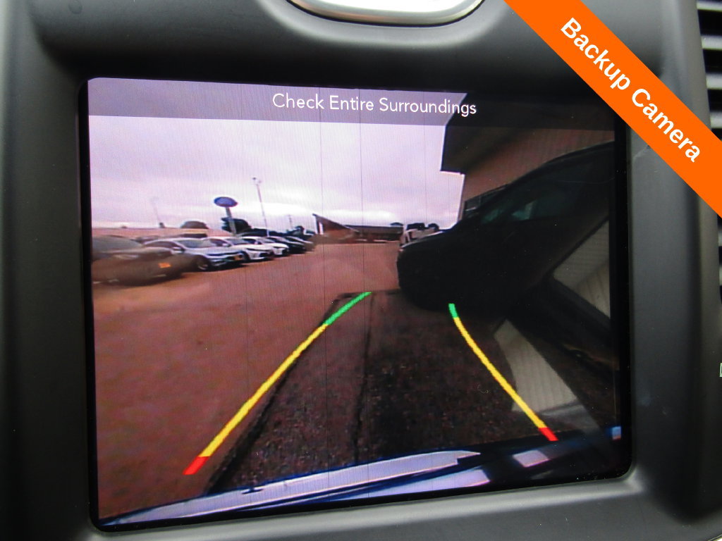 Used 2017 Chrysler 300 Limited RWD image 14