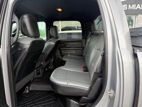 Used 2022 RAM 3500 Tradesman w/ Chrome Appearance Group AWD/4WD image 33