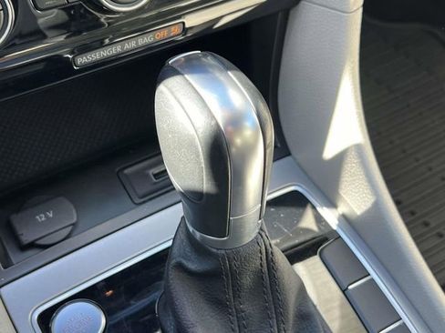 Used 2020 Volkswagen Passat 2.0T SE w/ Sunroof Package image 30