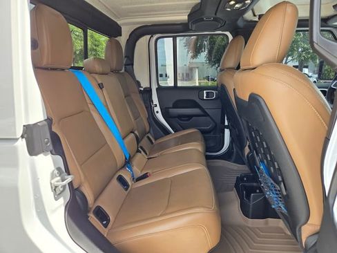 Certified 2020 Jeep Gladiator Rubicon AWD/4WD image 20