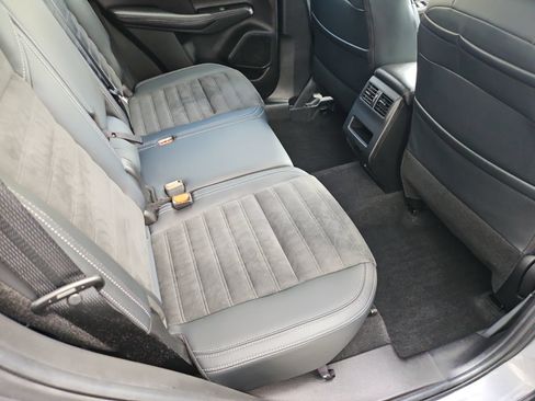 Used 2023 Mitsubishi Outlander SE AWD/4WD image 26