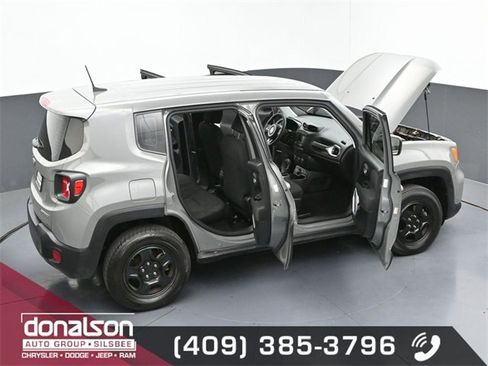 Used 2020 Jeep Renegade Sport image 26