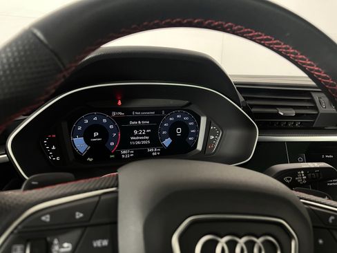 Used 2025 Audi Q3 2.0T Premium Plus w/ Premium Plus Package image 16
