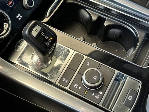 Used 2022 Land Rover Range Rover Sport HSE Silver Edition image 26