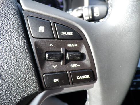 Used 2020 Hyundai Tucson Sport FWD image 32