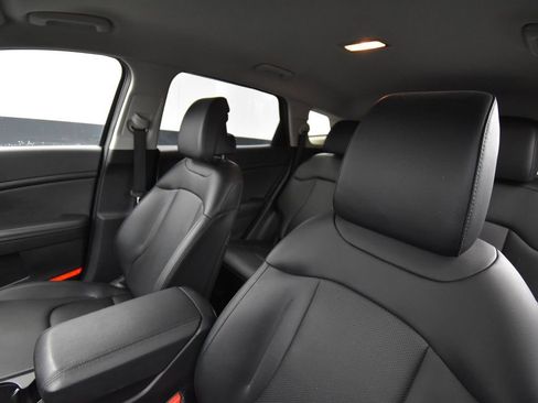 Used 2023 Kia Sportage EX image 14