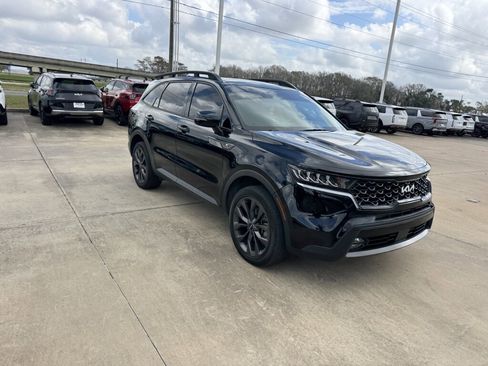 Certified 2023 Kia Sorento X-Line EX image 9