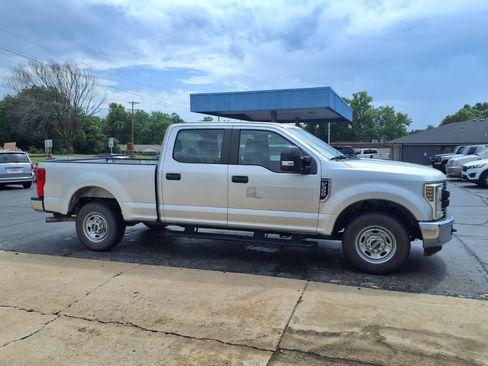 Used 2018 Ford F350 XL RWD image 3