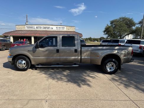 Used 2002 Ford F350 2WD Crew Cab DRW Super Duty image 4