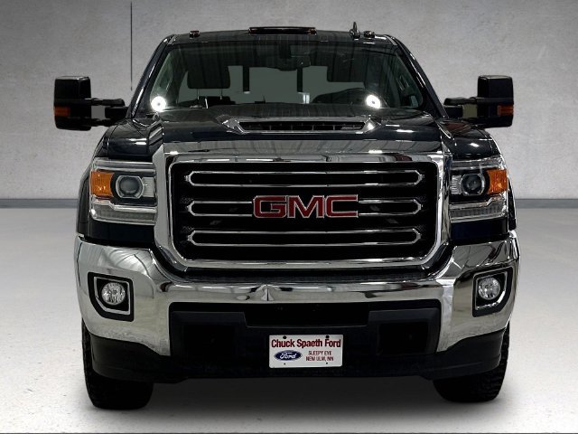 Used 2018 GMC Sierra 3500 SLE w/ SLE Preferred Package AWD/4WD image 3