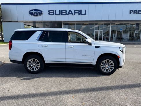 Used 2023 GMC Yukon Denali AWD/4WD image 2