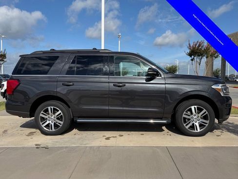 Used 2022 Ford Expedition XLT RWD image 20