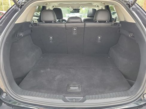 Used 2025 MAZDA CX-5 AWD 2.5 S w/ Preferred Package image 16