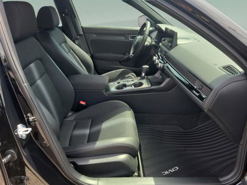 New 2026 Honda Civic Sport image 17