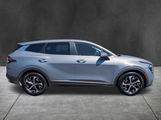 Used 2024 Kia Sportage EX FWD video 3