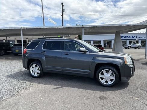 Used 2011 GMC Terrain SLT AWD/4WD image 4