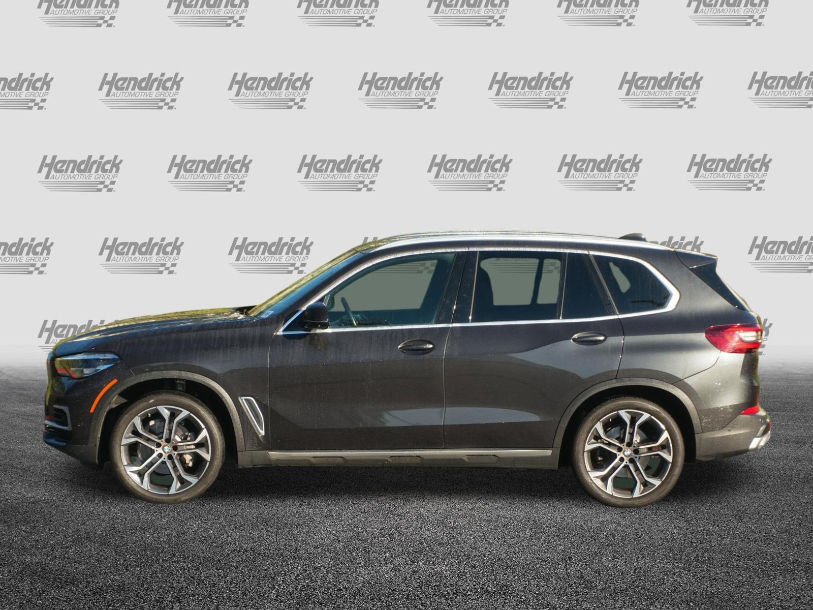 Certified 2023 BMW X5 sDrive40i w/ Premium Package RWD image 5