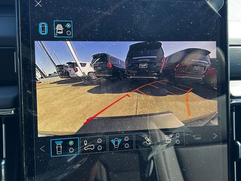 New 2026 GMC Yukon XL Denali w/ Denali Reserve Package image 21