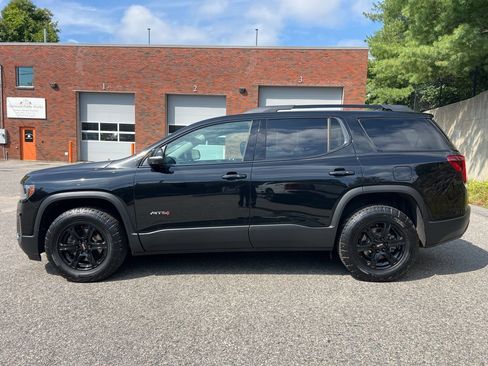 Used 2023 GMC Acadia AT4 w/ Technology Package image 2
