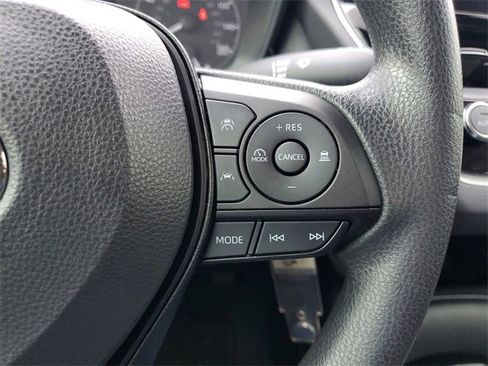 Used 2024 Toyota Corolla LE image 15