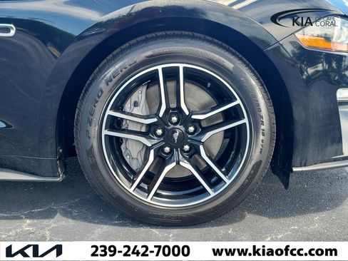 Used 2021 Ford Mustang GT RWD image 7