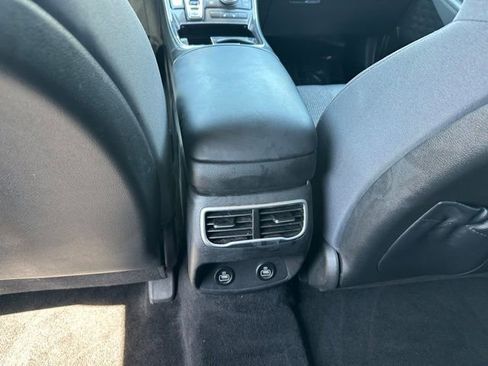 Used 2023 Hyundai Santa Fe SEL AWD/4WD image 16