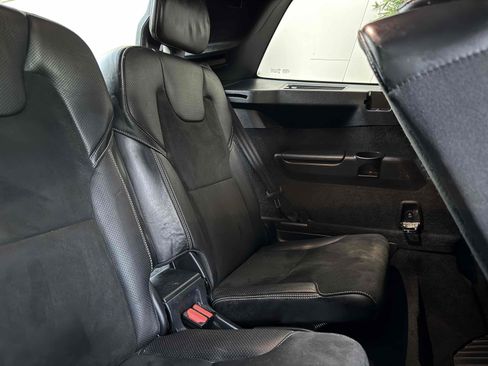 Used 2016 Volvo XC90 T6 R-Design w/ Vision Package image 94