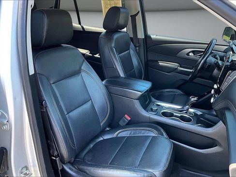 Used 2019 Chevrolet Traverse Premier w/ Redline Edition AWD/4WD image 30