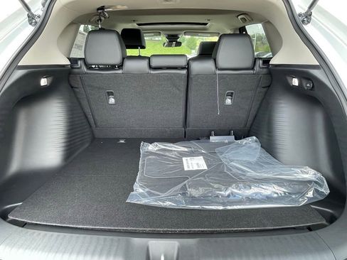 New 2026 Honda HR-V EX-L image 16