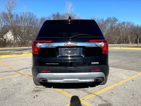 Used 2023 GMC Acadia SLE image 5