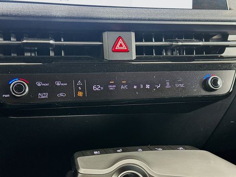 Used 2023 Kia EV6 Wind image 24