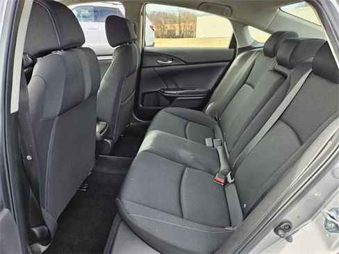 Used 2018 Honda Civic EX-T image 9